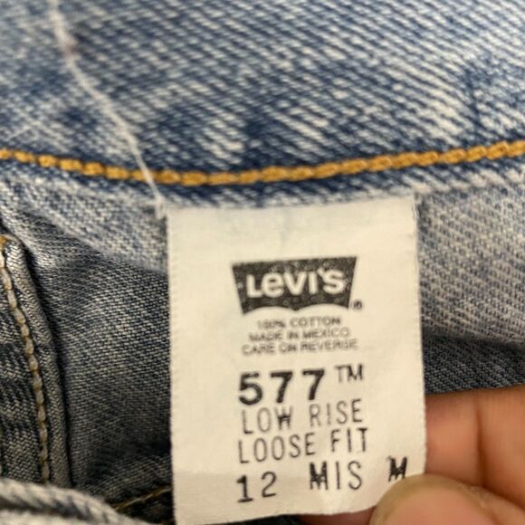 Vintage Levi's 577 Jeans Women 12 Light Wash Loose Fit Light Wash Denim Y2K - Picture 3 of 11